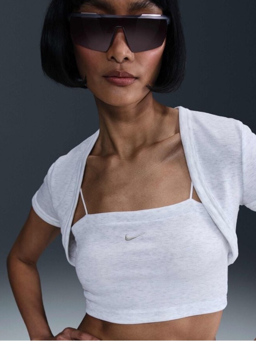 New Nike two piece chill cotton Ribbed Cropped Tank and shrug Mini Swoosh Sz m